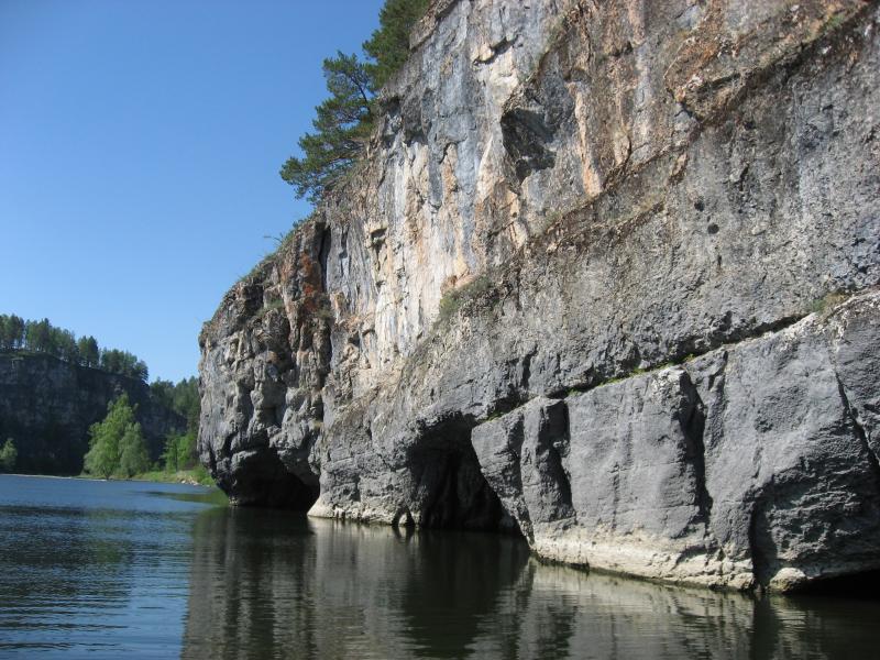 Сплав по реке Юрюзань + Идрисовская пещера из Уфы на 2 дня от туркомпании «Игротека»